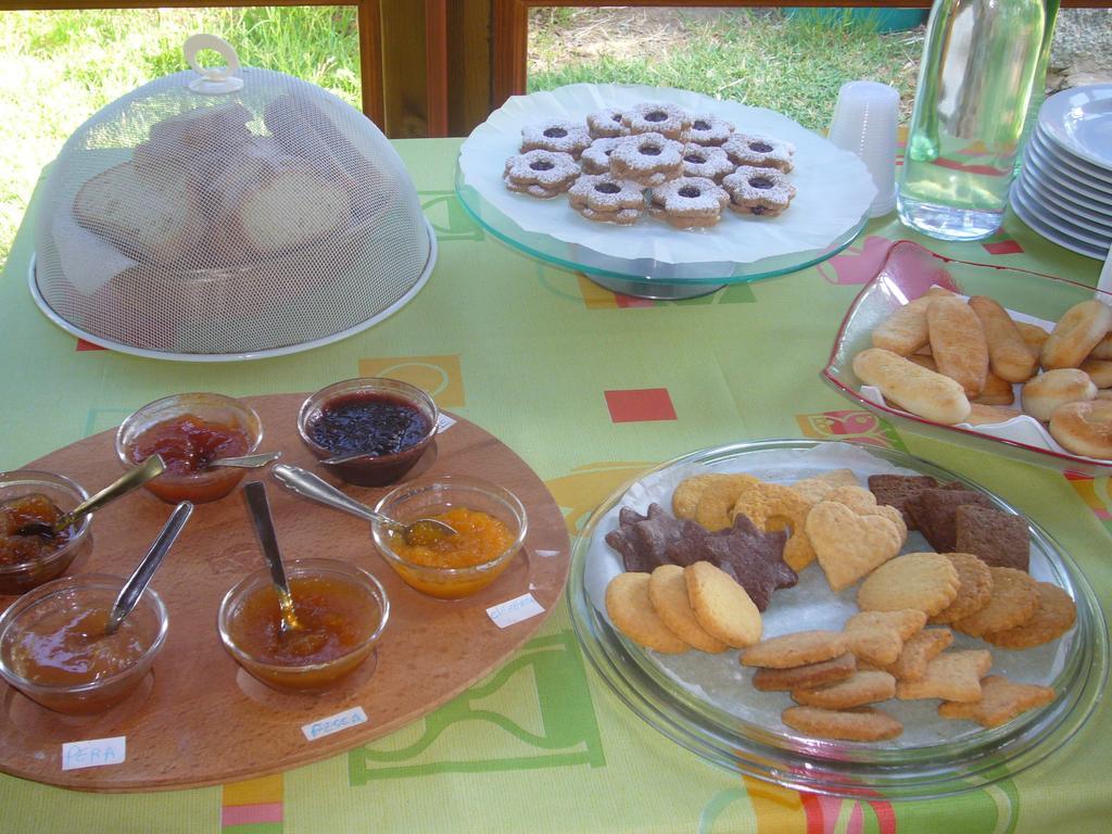 Su Trabi B&B Fluminimaggiore Ngoại thất bức ảnh