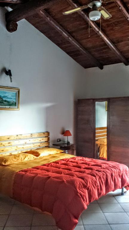 Su Trabi B&B Fluminimaggiore Ngoại thất bức ảnh